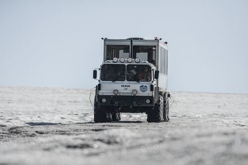 Revolutionizing Commercial Transport: A Deep Dive into Modern Freight Logistics Solutions
